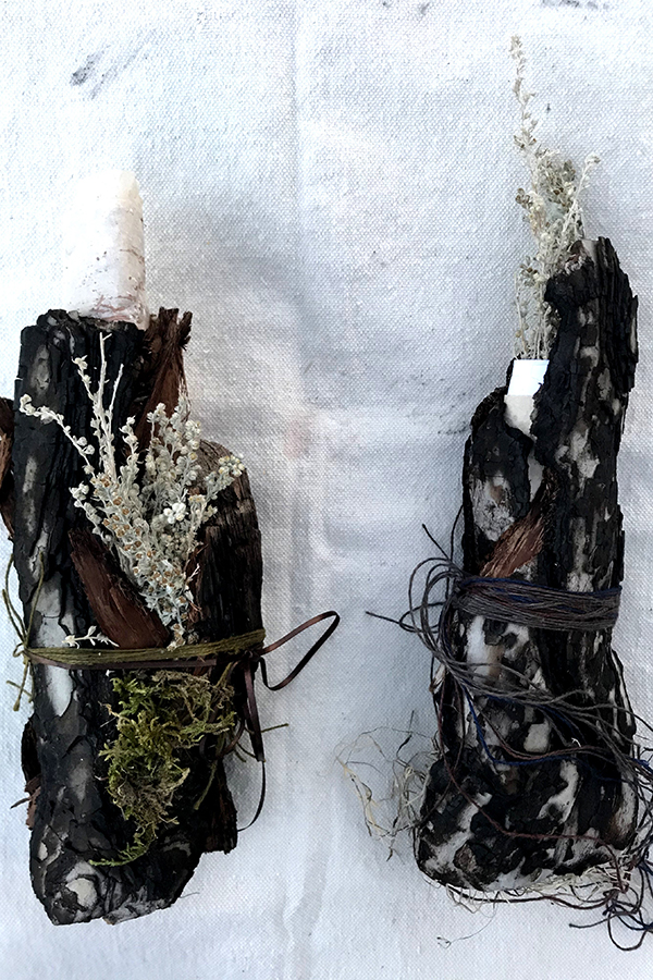 poetry-pair of scrolls 600×900