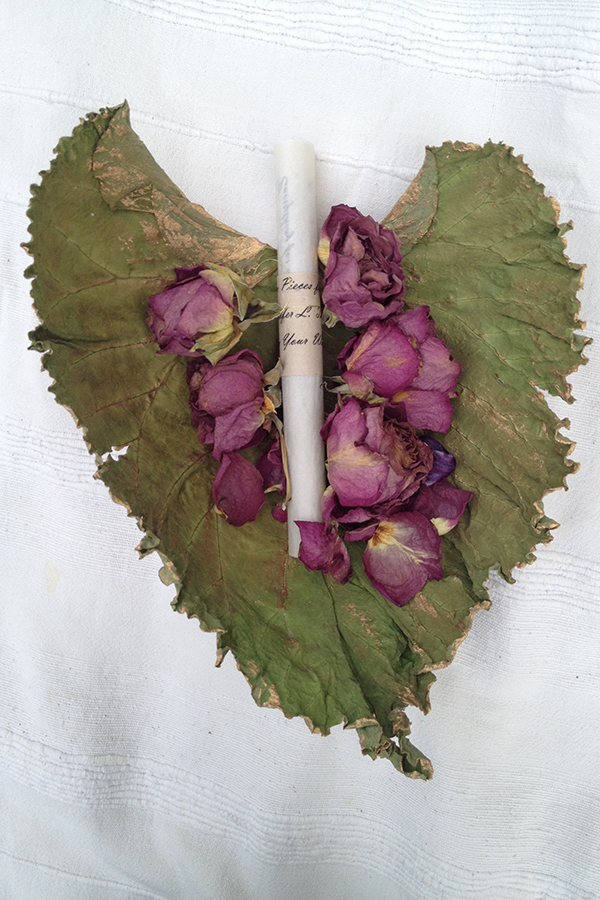 poetry-scroll with roses and grape leaf 600×900